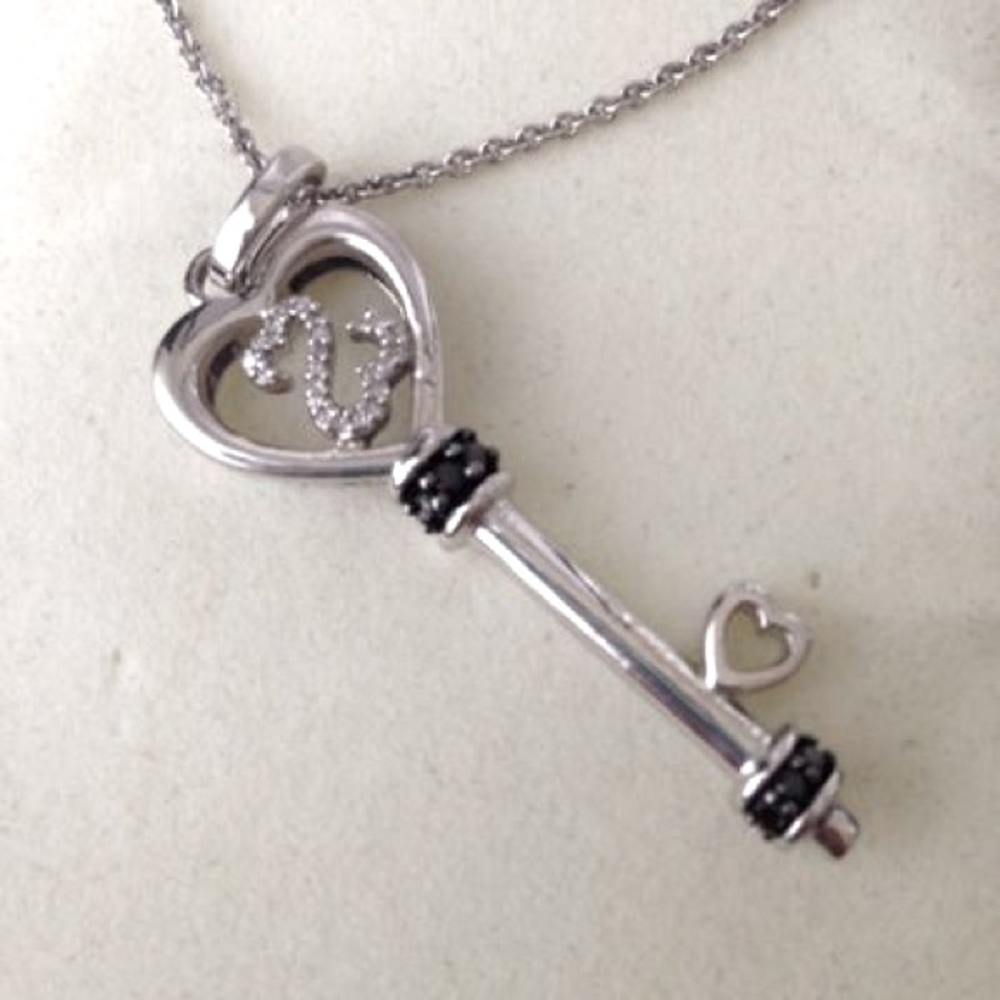 Kay Jewelers Open Heart Key Necklace